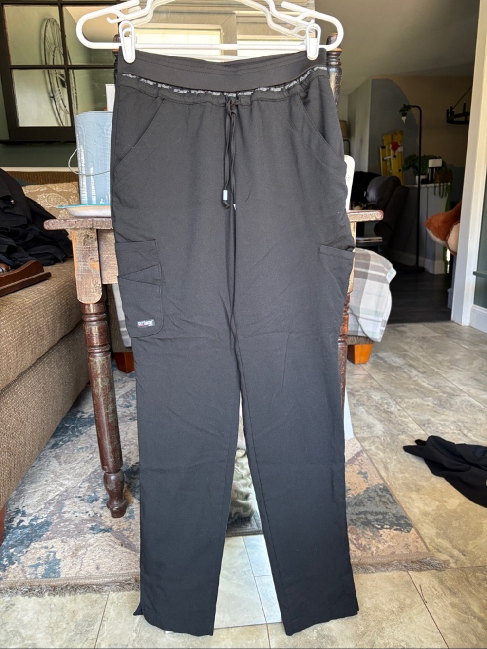 Scrubs: Women’s Drawstring Cargo Pants - Unknown Brand